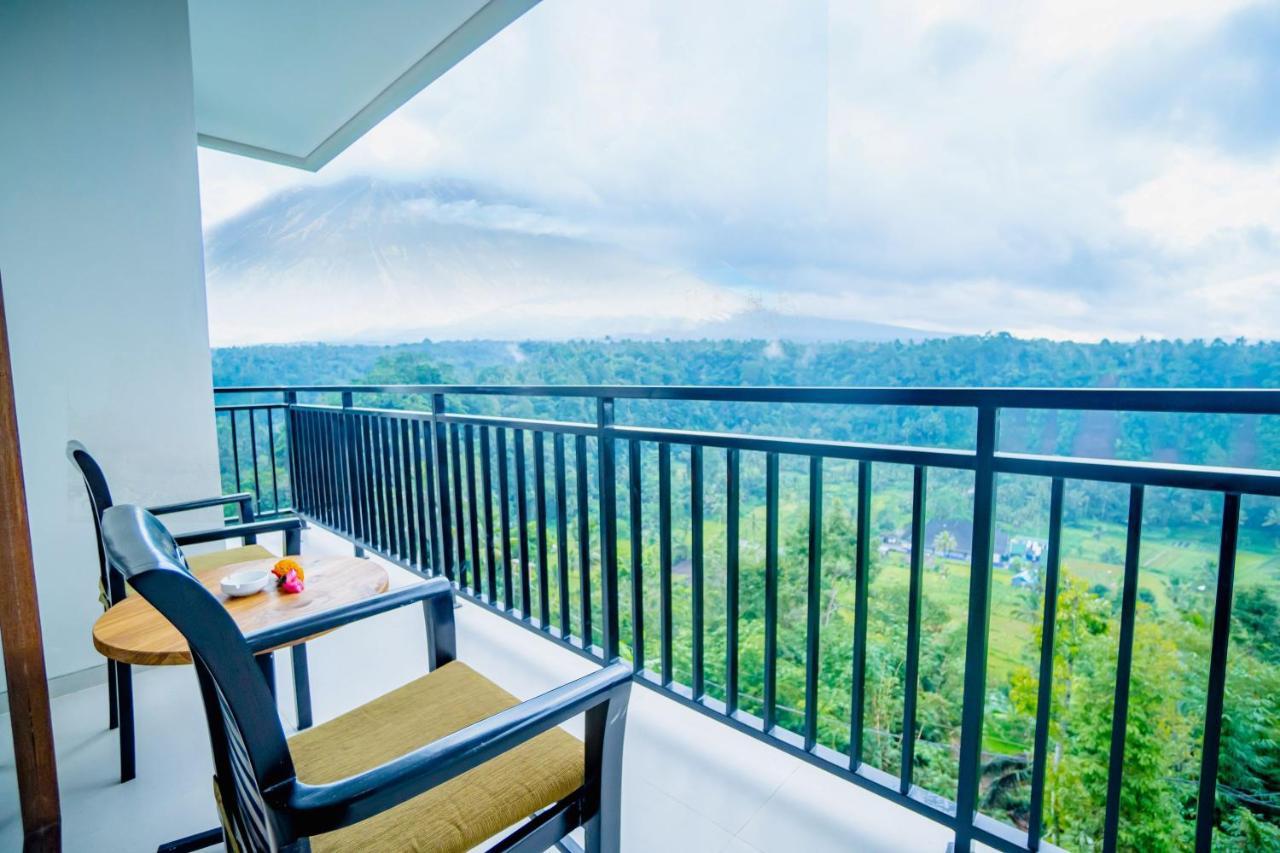 Отель Tapa Agung View Menanga Экстерьер фото
