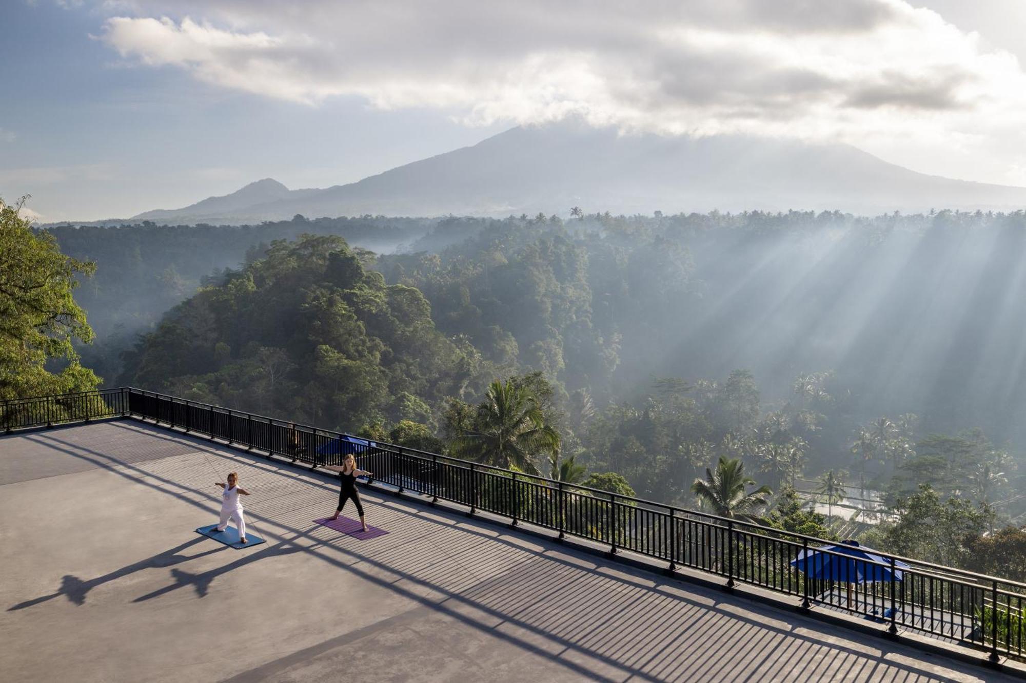 Отель Tapa Agung View Menanga Экстерьер фото