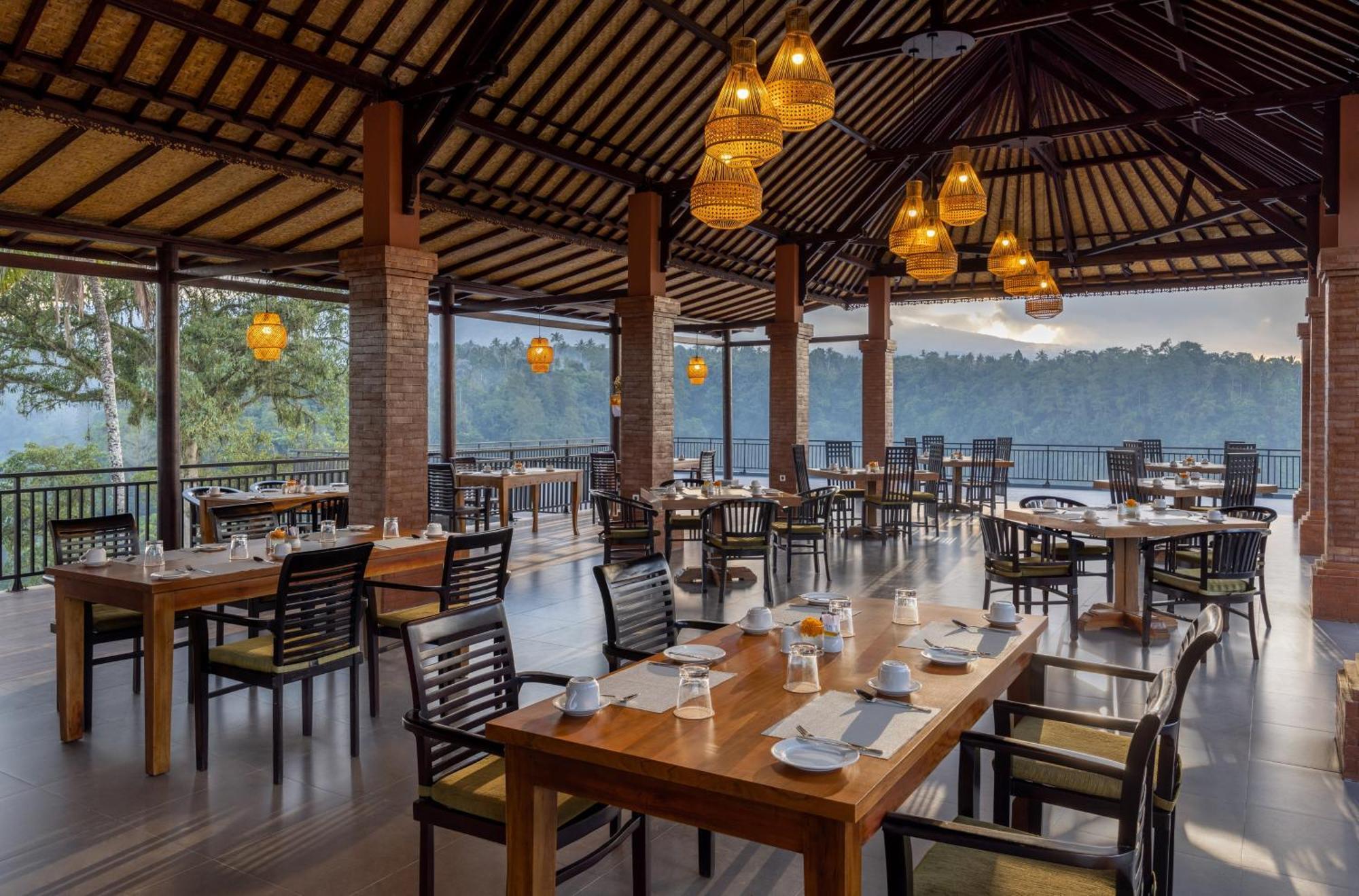 Отель Tapa Agung View Menanga Экстерьер фото
